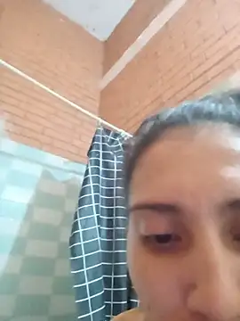 valeriaswang_Lucas's cam snapshot