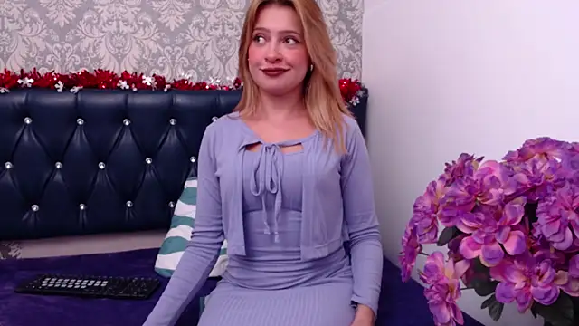 _naughty_angel_'s cam snapshot