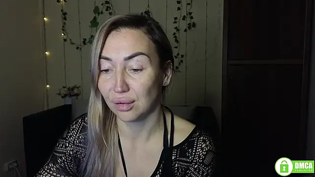 Kiss_julli88I live sex cam