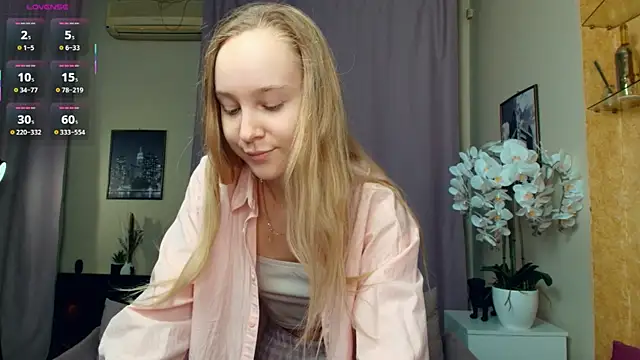 SoonMoor live sex cam