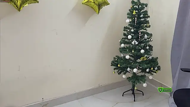 Hey_Aly's cam snapshot