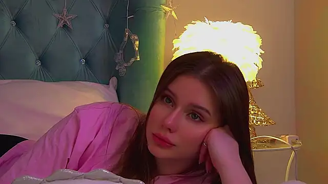 DianaVert's cam snapshot