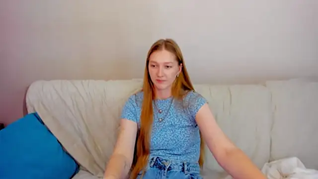 AgnesAdkins's cam snapshot