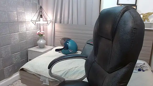 JackSwan18 live sex cam