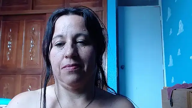 valeriapinter's cam snapshot