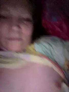 MikasXNiksssxX's cam snapshot