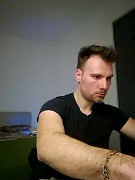 mrlyuis live sex cam