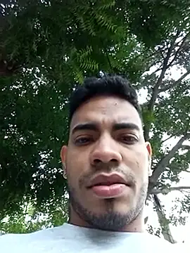 Moreno_latino_sex's cam snapshot