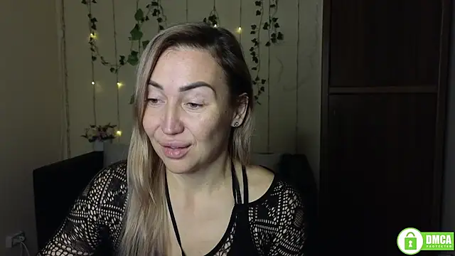 Kiss_julli88I's cam snapshot