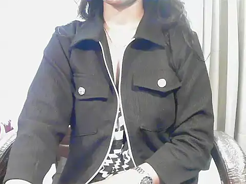 short_girl_'s cam snapshot