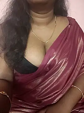 Keerthee_'s cam snapshot