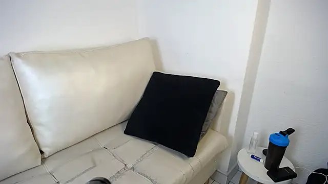 LoganFoster_'s cam snapshot