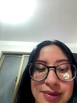 lucy_grey25 live sex cam