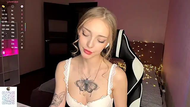 EvaPeace's cam snapshot