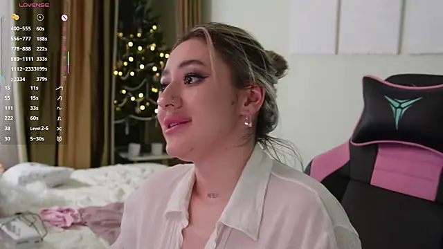 Fiona-Love's cam snapshot