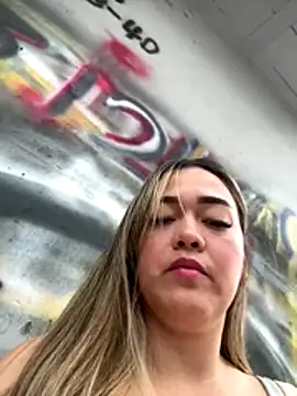 Danielavegax live sex cam