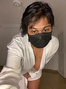 Monica__Bellucci__'s cam snapshot