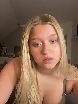 EmmiPemmi's cam snapshot