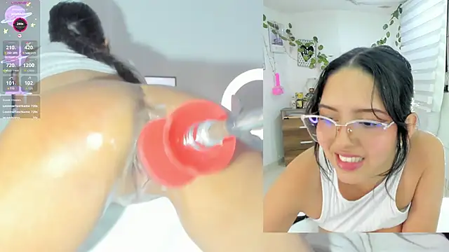 sofi_velez's cam snapshot