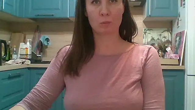 ALICAINWONDERLAND's cam snapshot