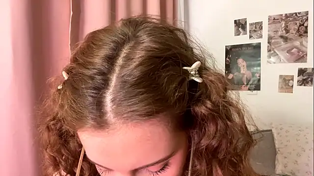 Kira_Sanders's cam snapshot