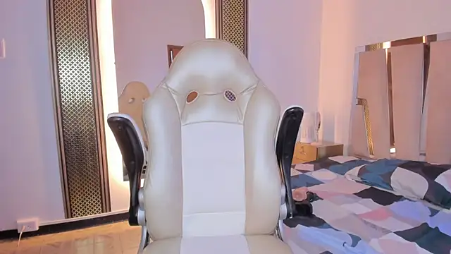 KarlieMoore's cam snapshot