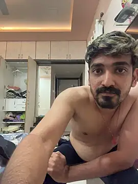 hornyguy271192's cam snapshot