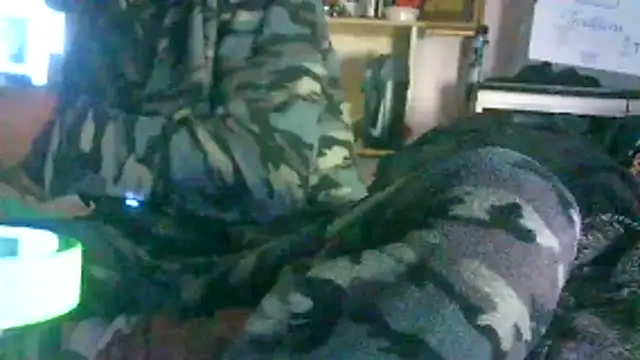 ON3YOULLN3VER_FIR3's cam snapshot