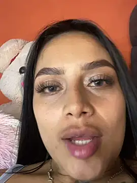 Emily_sharlot's cam snapshot