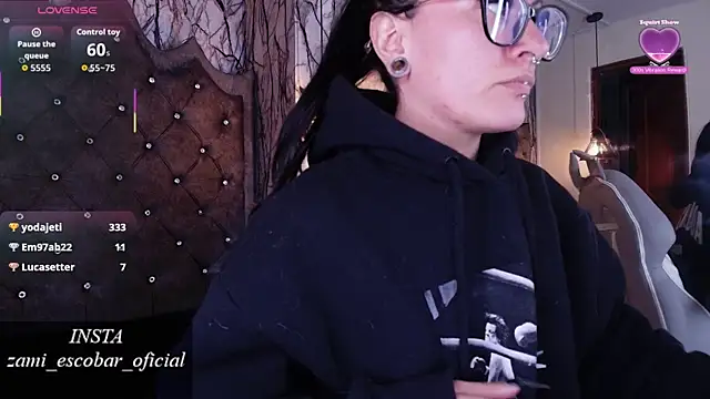 Zami_Escobar_of's cam snapshot