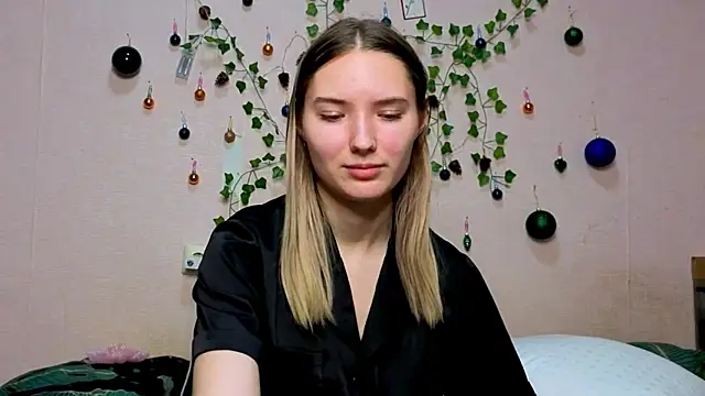 _kikiclark__'s cam snapshot