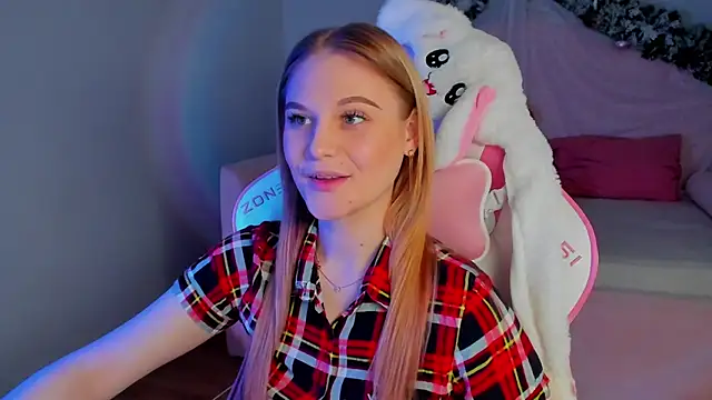 AriaWell's cam snapshot