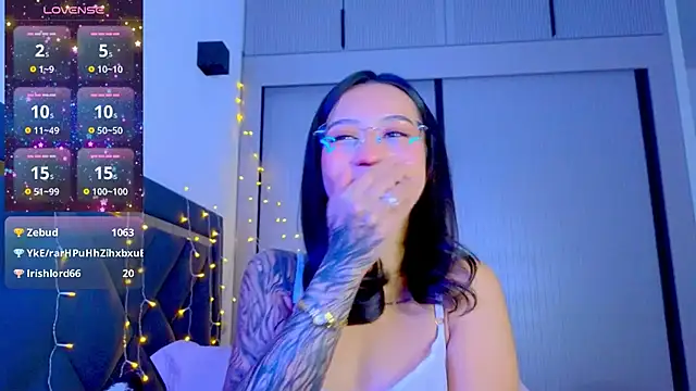 Mia_Tin's cam snapshot