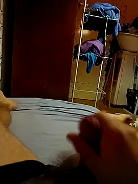 rjmart's cam snapshot