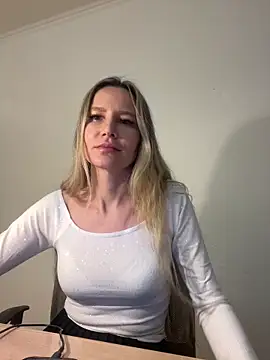 1Moonlight1's cam snapshot