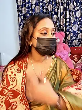 Cute-lusi's cam snapshot