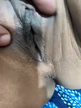 paro22_sex's cam snapshot