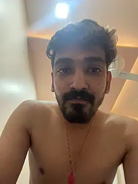 hornyguy271192 live sex cam