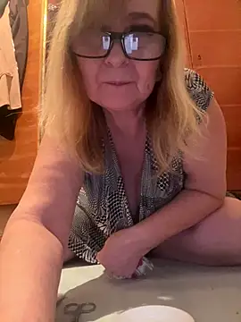 Irina2909@xh's cam snapshot