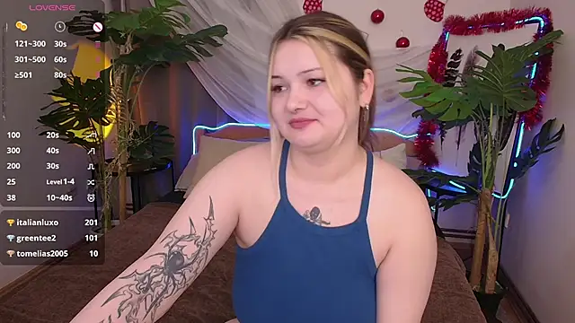 Alice_Walters's cam snapshot