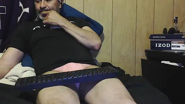 dantehot2020's cam snapshot