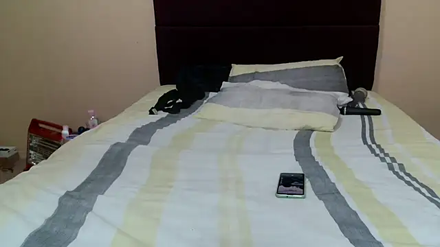 Bbw255's cam snapshot