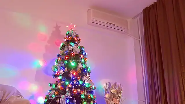 ReiyaRey's cam snapshot