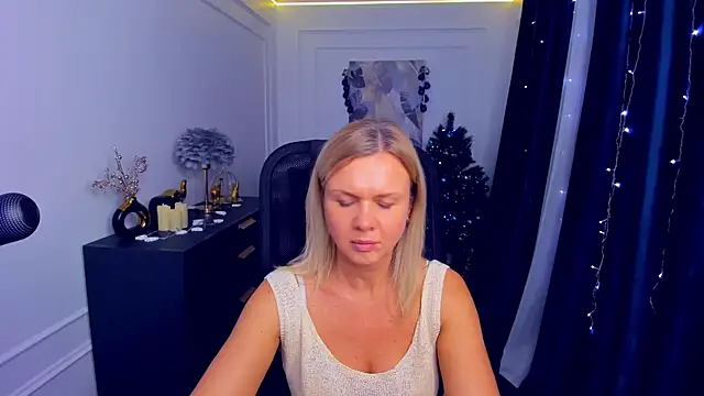 AgathaKlouin's cam snapshot