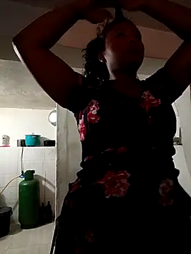 cindy_damm's cam snapshot