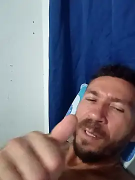 RobertoLuiz84 live sex cam