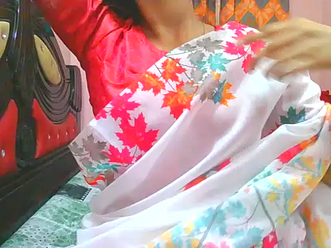 Silver_Queen07's cam snapshot