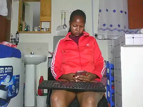 sexy_barbie2024's cam snapshot