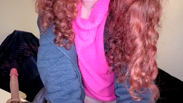 ENGLISHEMILY_69's cam snapshot