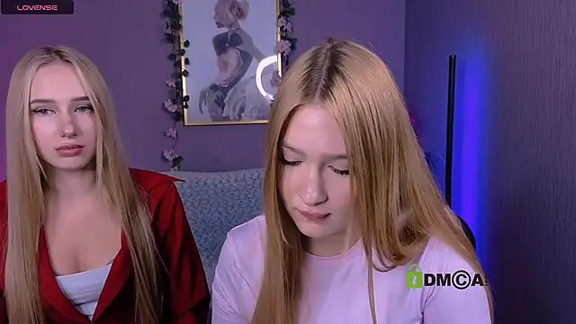 playful_sophie's cam snapshot